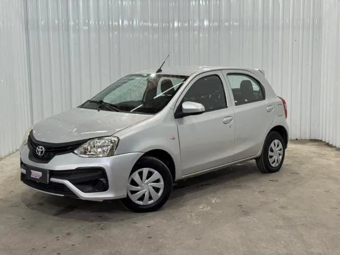 Toyota Etios X 1.3 Flex 16V 5P Mec. 2020