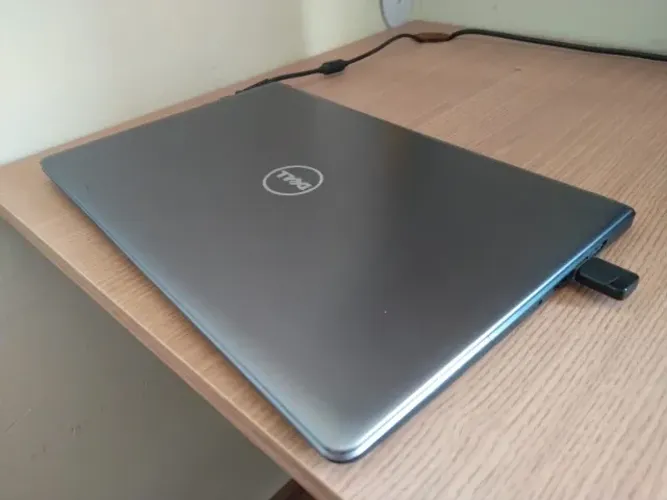 Notebook Dell Vostro Processador Intel i7 - RAM 8gb - SSD 256gb