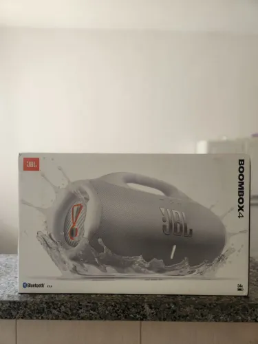 JBL Bombox 4 Branca - Lacrada