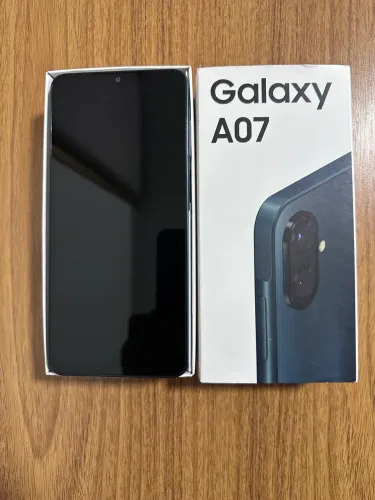 Samsung Galaxy A07, 128GB, tela 6.7 NOVO
