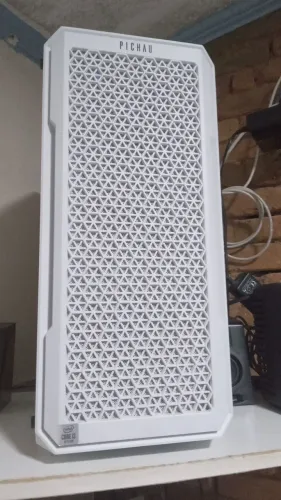 Gabinete Gamer Pichau.