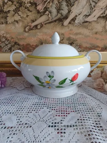 Sopeira em porcelana
