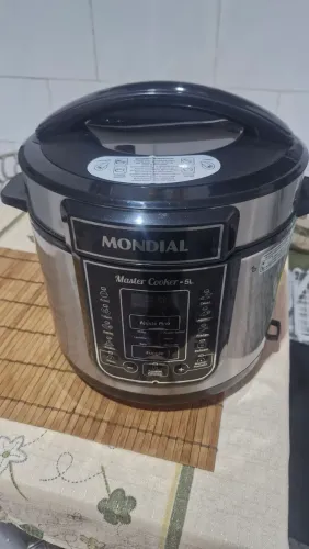 Panela elétrica mondial
