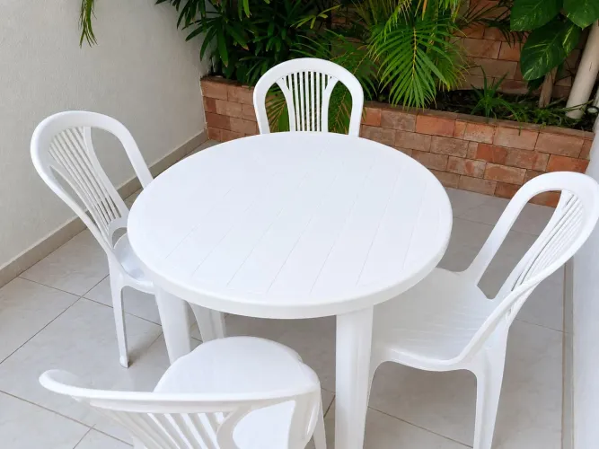 Mesa 4 cadeiras