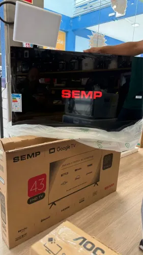 Smart TV Semp/ AOC ROKU 43 polegadas