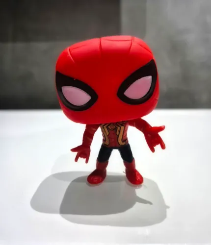 Boneco miniatura homem aranha