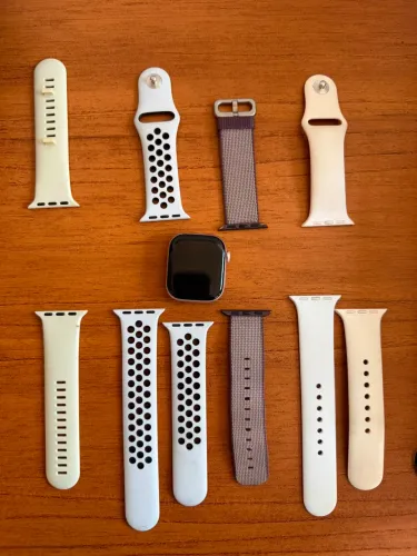 Apple watch 10 - Starlight