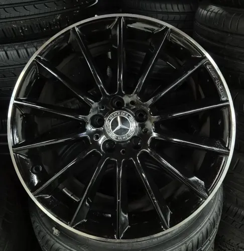 Roda original Mercedes CLA 35 AMG aro 19 reposição