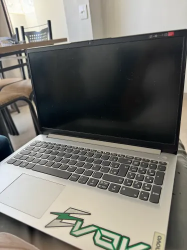 Vende-se notebook