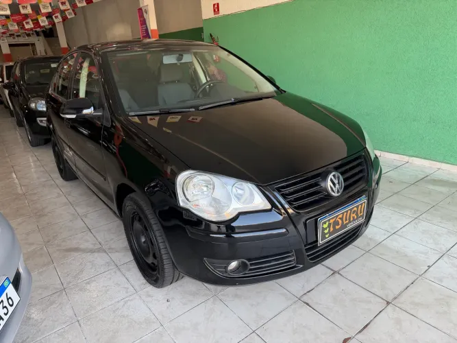 Volkswagen Polo Sedan 1.6 MI Total Flex 8V 4P 2011