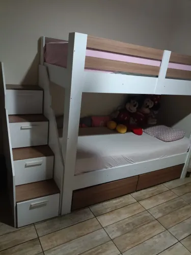 Vendo beliche com os dois colchões