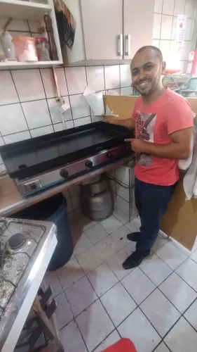 CHAPA INDÚSTRIAL A GÁS 1.0 METRO LINHA DEGUSTE VENÂNCIO