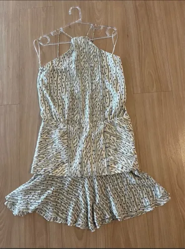 Vestido marca Le Lis Blanc TAM:38