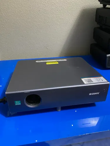 Projetor Sony - Leia o anúncio 