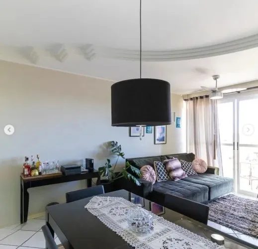Apartamento à Venda no Condomínio Edifício Leblon no Taquaral em Campinas - SP