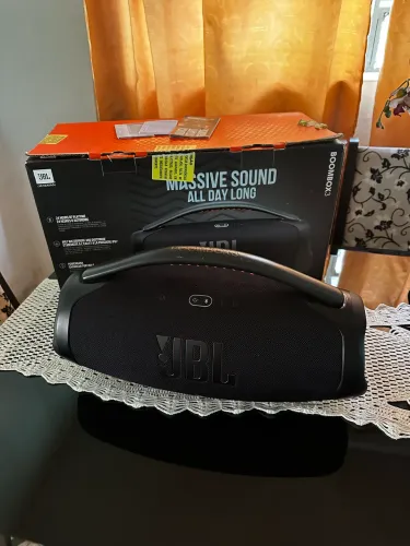 Bombox 3