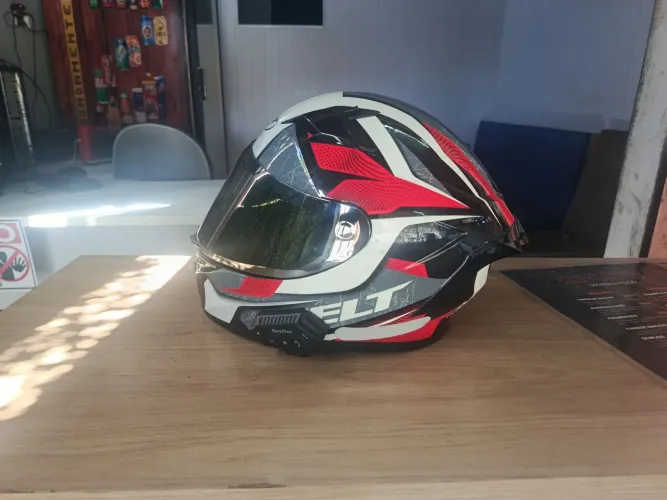 capacete