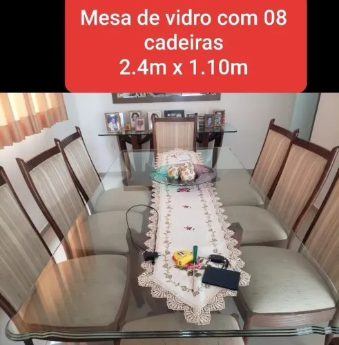 Mesa de jantar 8 lugares com aparador 