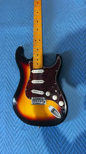 Guitarra Tagima TG-530 Woodstock Sunburst