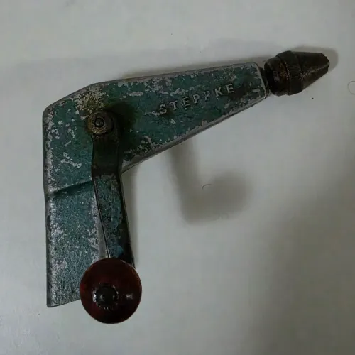 Furadeira Manual Antiga Alemã Década 1940