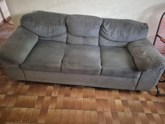 Conjunto de sofás 2 e 3 lugares