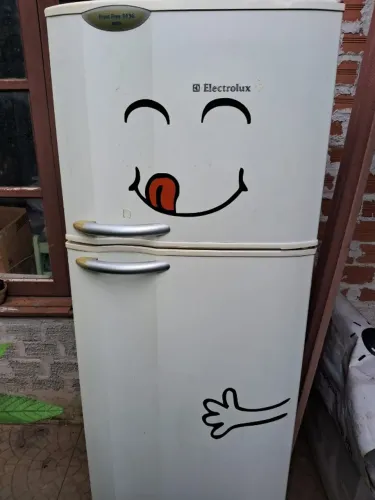 GELADEIRA ELECTROLUX