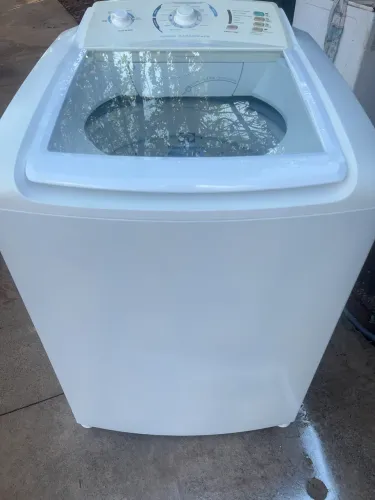 Vendo máquina de 12kg Electrolux