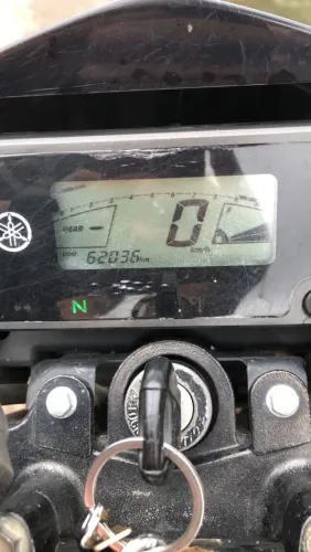 Vendo factor ano 2023, com o IPVA pago ,valor de 10.000
