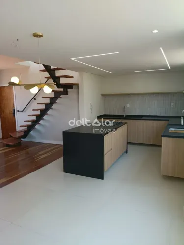 Cobertura 3 Quartos suite 1 vaga no bairro São João Batista (Venda Nova), Belo Horizonte,