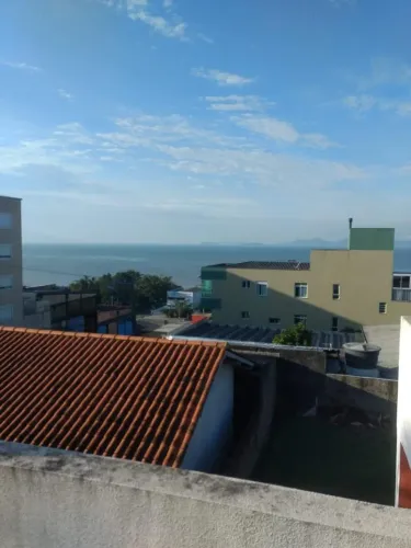 Casa à Venda, com 4 quartos, 4 Banheiro, 4 vaga de garagem, no Serraria, São José, SC