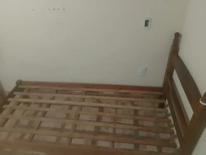 Cama sucupira