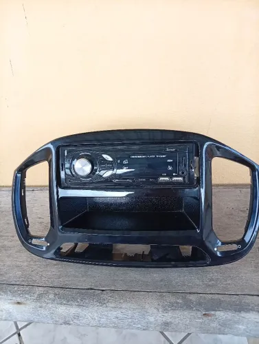 Rádio e moldura uno 2016 