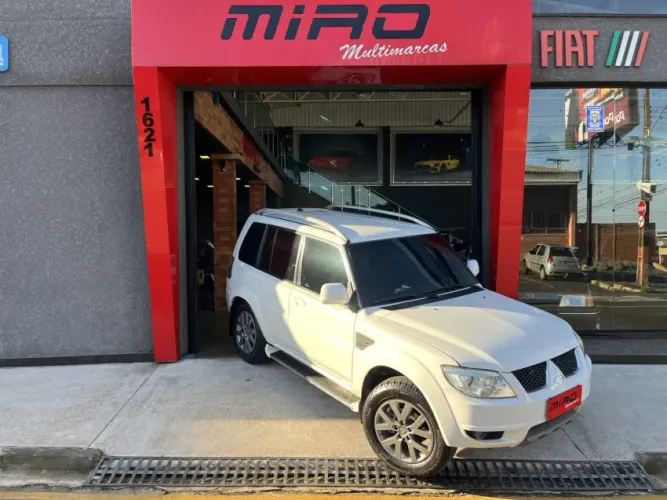 Mitsubishi Pajero TR4 2.0 Flex 16V 4X2 Mec. 2013