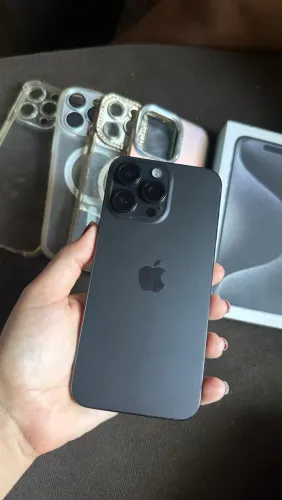 IPHONE 15 pro Max 256gb
