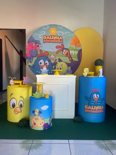 Kit festa (pegue e monte) galinha pintadinha | Aluguel 100,00 reais