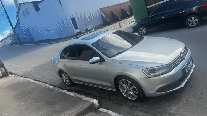 Volkswagen Jetta Comfortline 2.0 T.flex 8V 4P Tipt. 2011