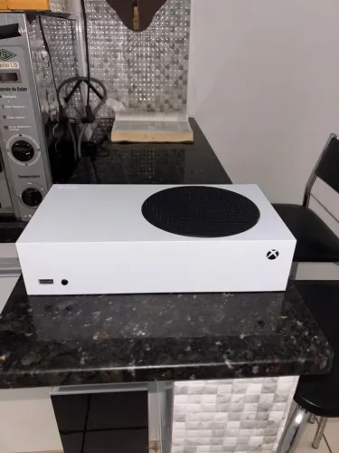 Xbox Series S 512GB SSD - Estado de Novo - Pouquíssimo Uso