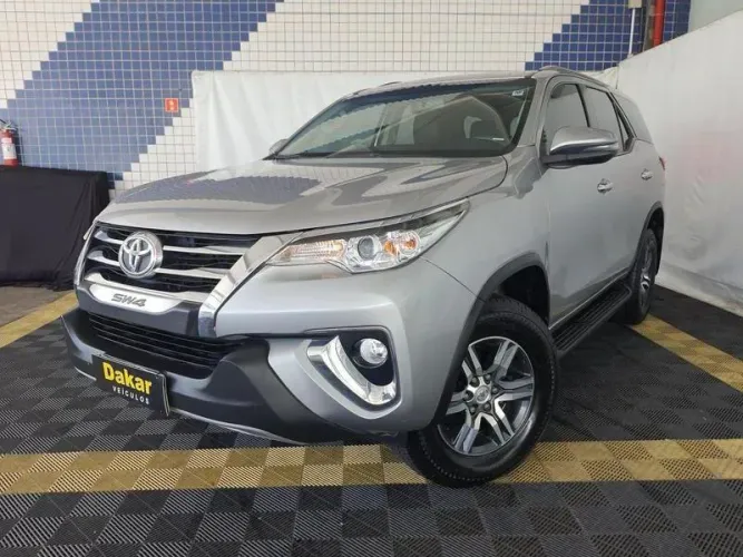 Toyota Hilux SW4 SRV 4X2 2.7 Flex 16V Aut. 2020