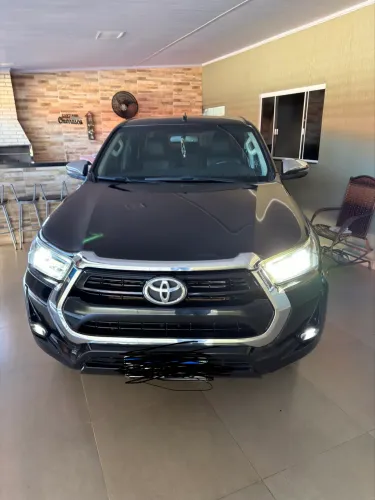 Toyota Hilux CD SRV 4X4 2.8 TDI Diesel Aut. 2021