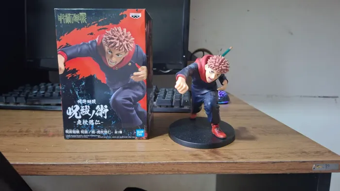 Vendo Figure Original Jujutsu Kaisen Yuji Itadori