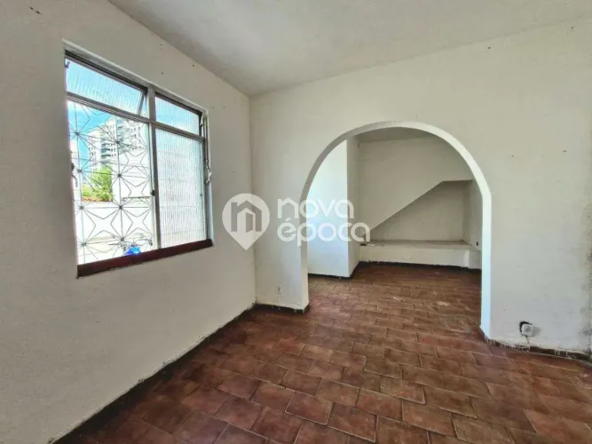 Todos os Santos | Casa 2 quartos, sendo 1 suite