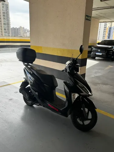 Vendo Honda elite preta 20/21 - R$11.000,00