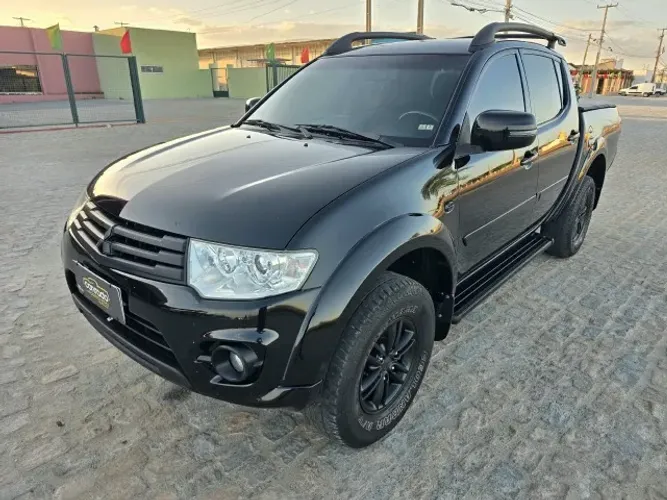 Mitsubishi L200 Triton HPE 3.2 CD TB Int.diesel AUT 2014