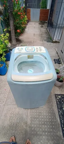 Máquina de Lavar Roupa 