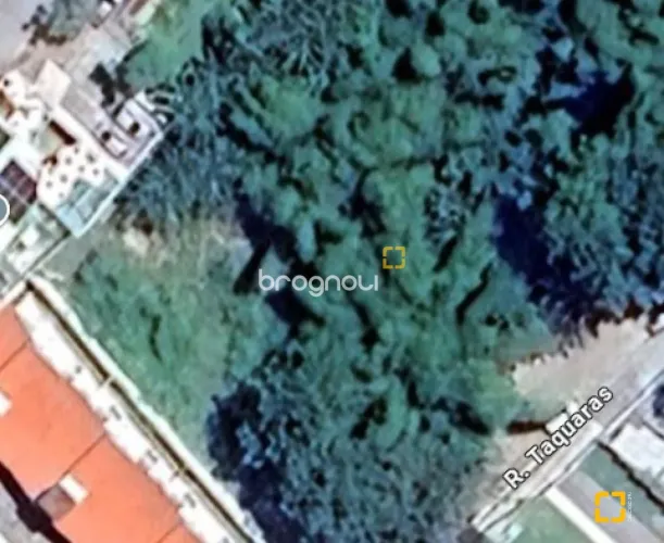Terreno com escritura próximo na Carvoeira!