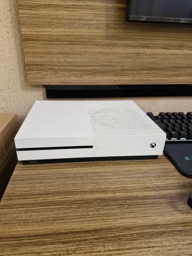 Xbox One S 1tb