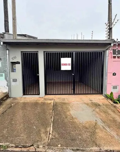 VENDO CASA NO BAIRRO CIDADE NOVA.