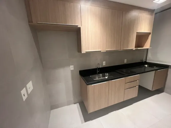 ALUGUEL QUARTO E SALA NO FLAMENGO,COM 36 M2/ ARMÁRIOS EMBUTIDOS E AR CONDICIONADO