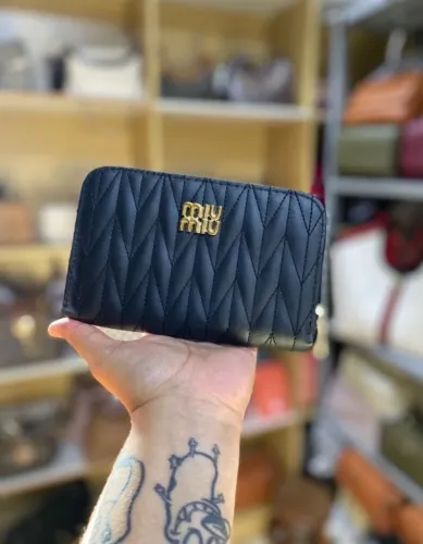 CARTEIRA INSPIRAÇÃO MIUMIU PRIMEIRA LINHA