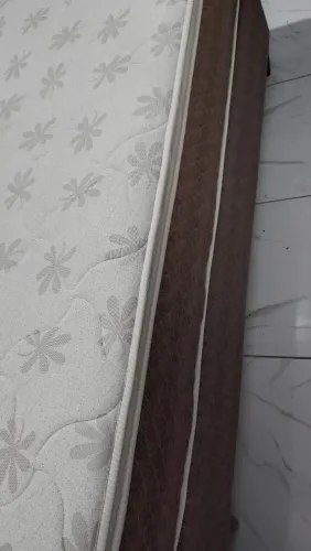 Vendo box pra cama casal 